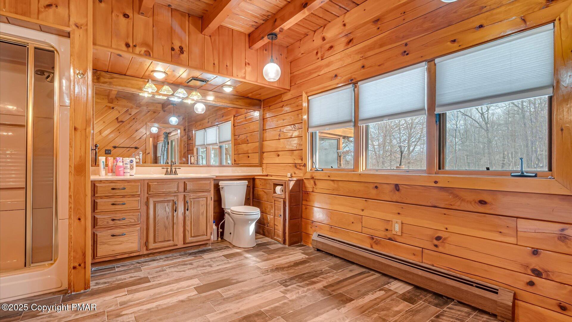 122 Meadow View Road Shohola, PA 18458 - Photo 25 of 69 24-Primary Suite_ Bath