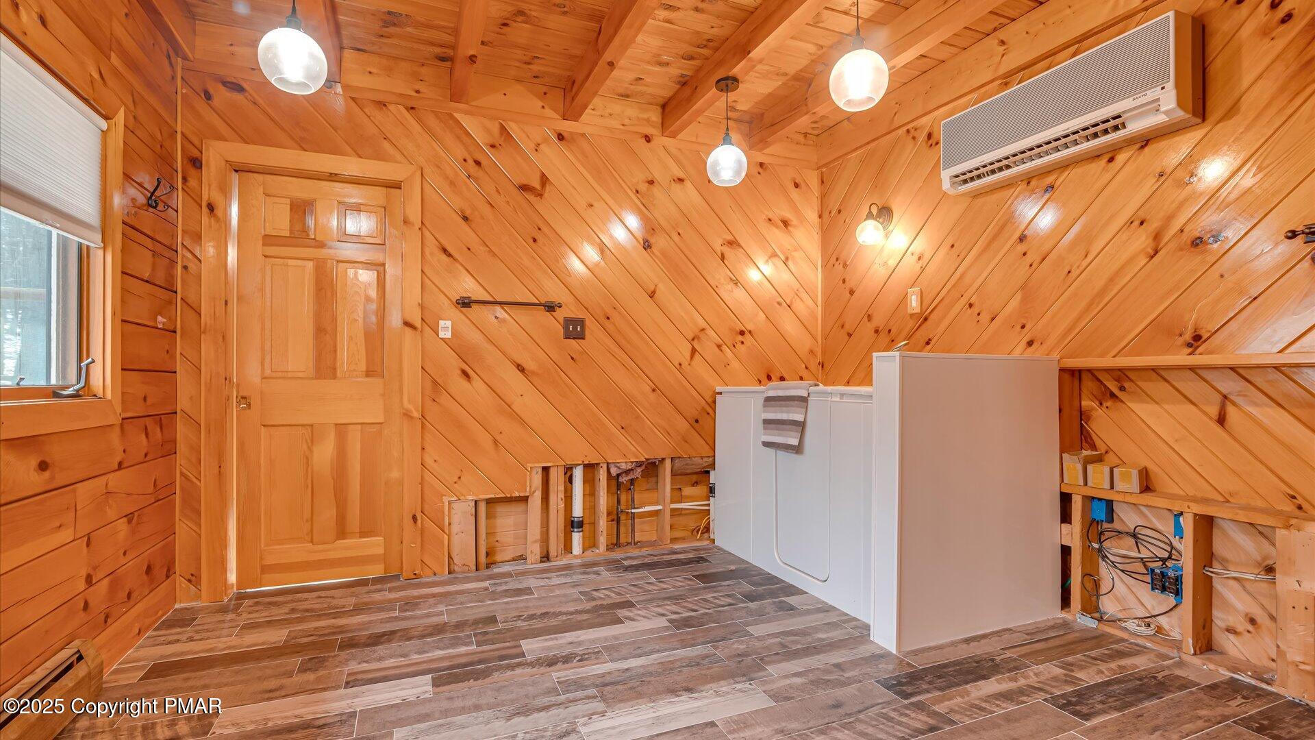 122 Meadow View Road Shohola, PA 18458 - Photo 27 of 69 26-Primary Suite_ Bath