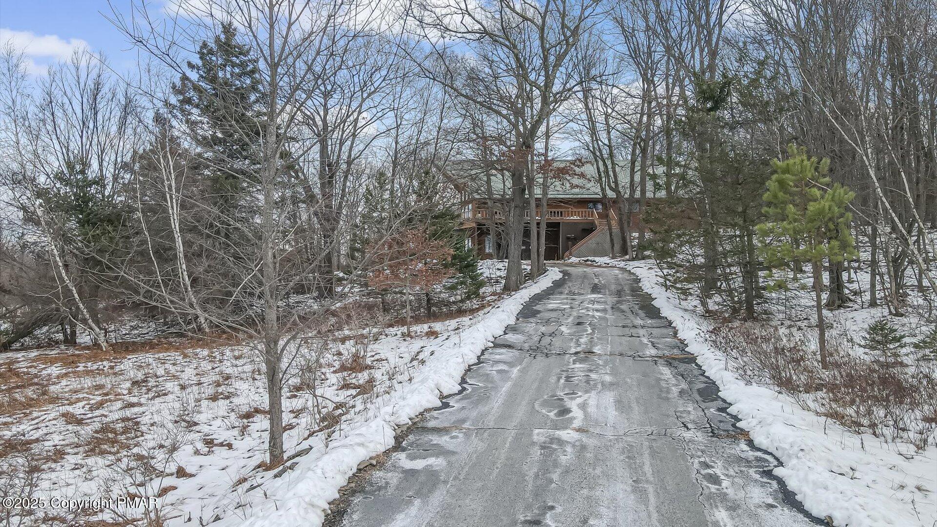 122 Meadow View Road Shohola, PA 18458 - Photo 64 of 69 63-Driveway