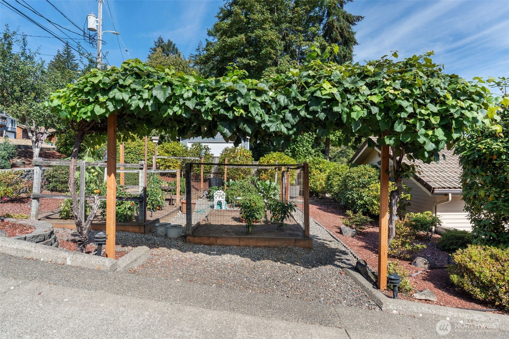 561 East Rauschert Road Grapeview, WA 98546 - Photo 36 of 40 Gallery Image 36