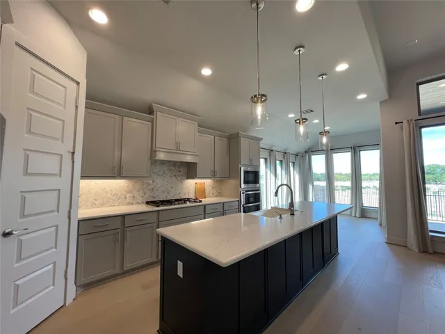 $2,850 | 149 Night Bloom Path, Liberty Hill, TX 78642