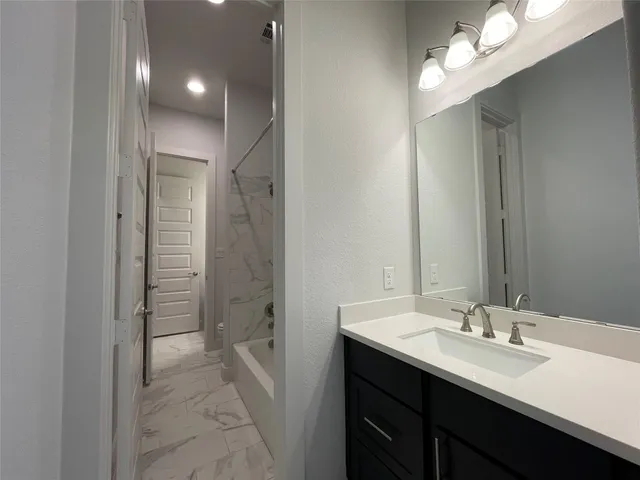 $2,850 | 149 Night Bloom Path, Liberty Hill, TX 78642