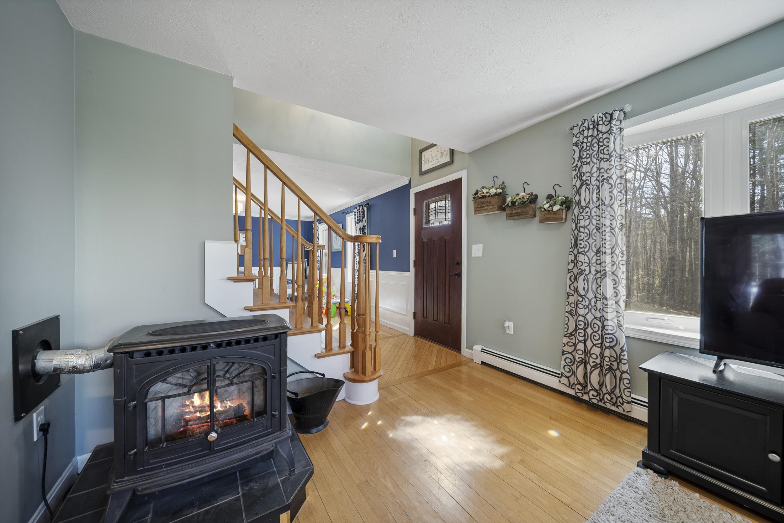 916 River Road Weare, NH 03281 - Photo 17 of 56 Gallery Image 17