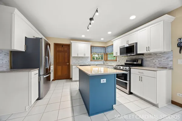 $535,000 | 1063 Willow Creek Drive, West Chicago, IL 60185