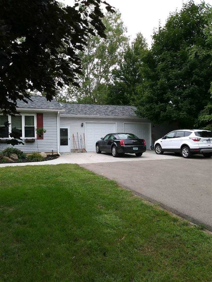 8176 North Clio Road Mount Morris, MI 48458 - Photo 3 of 35