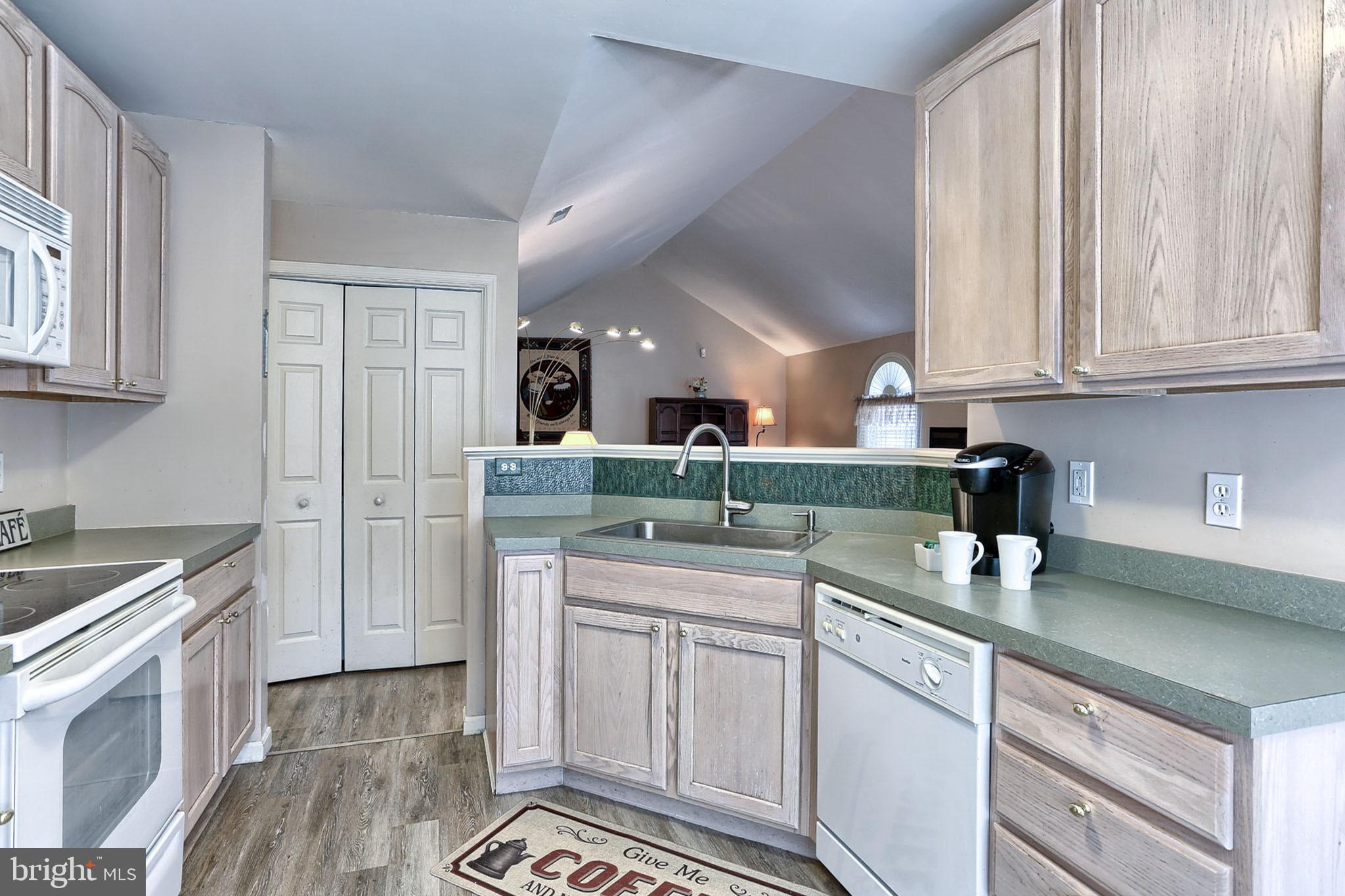 4553 Deer Path Road Harrisburg, PA 17110 - Photo 9 of 15 Gallery Image 9
