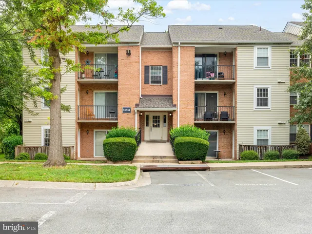 $185,000 | 18334 Streamside Drive, Unit 101, Gaithersburg, MD 20879