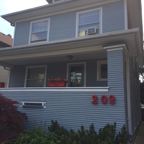 209 Circle Avenue, Unit 1 Forest Park, IL 60130 - Photo 1 of 9 a view of a building entryway