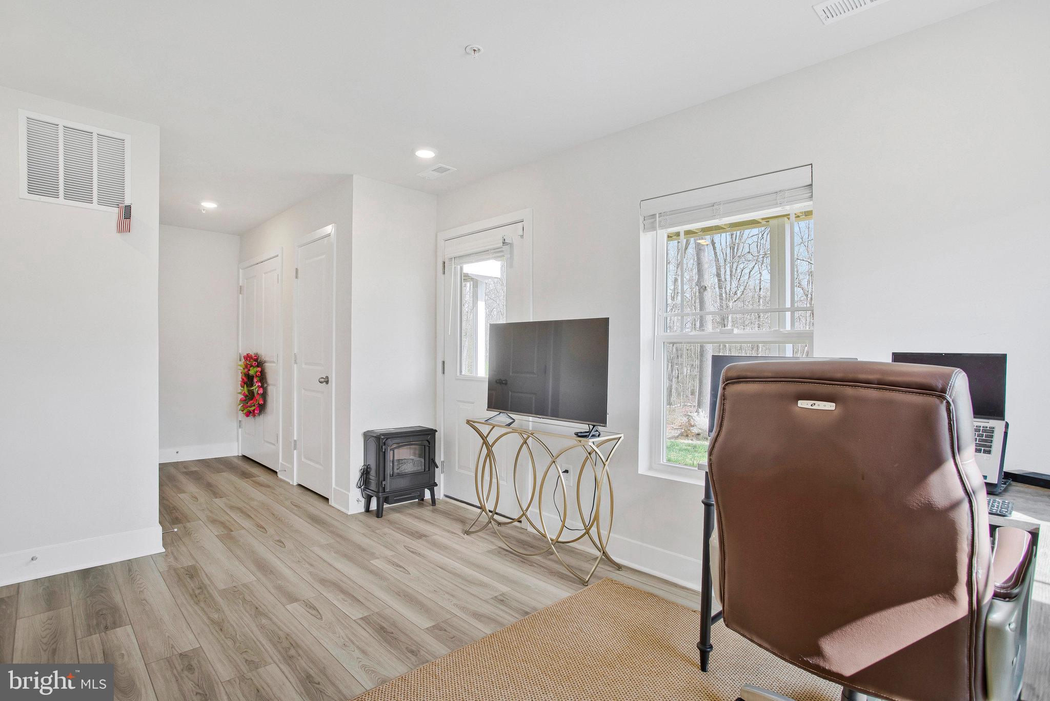 334 Sweetbay Road Essex, MD 21221 - Photo 20 of 23 Gallery Image 20