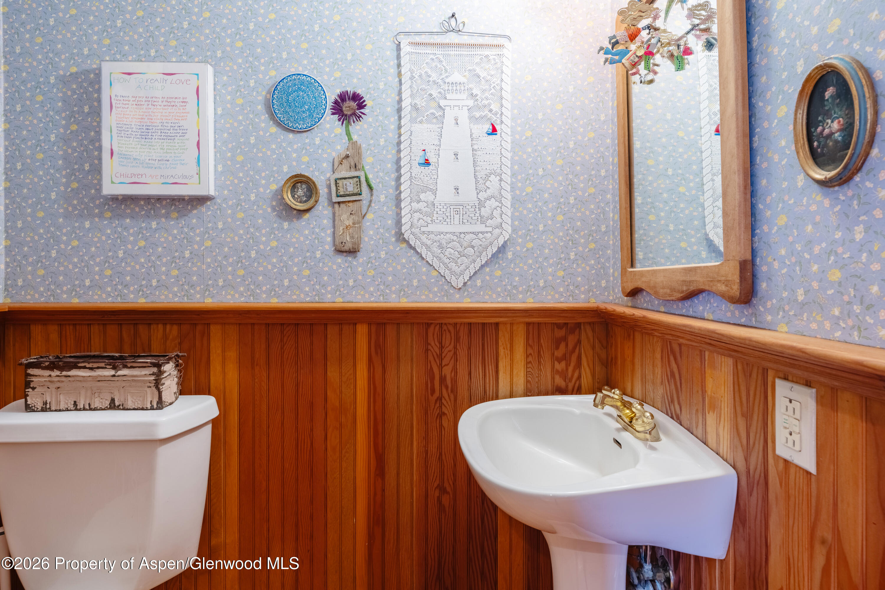 422 Sopris Creek Road Basalt, CO 81621 - Photo 14 of 50 Powder Bathroom