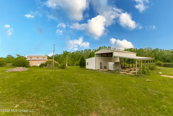 $460,000 | 168 Winchester Road, Poplarville, MS 39470