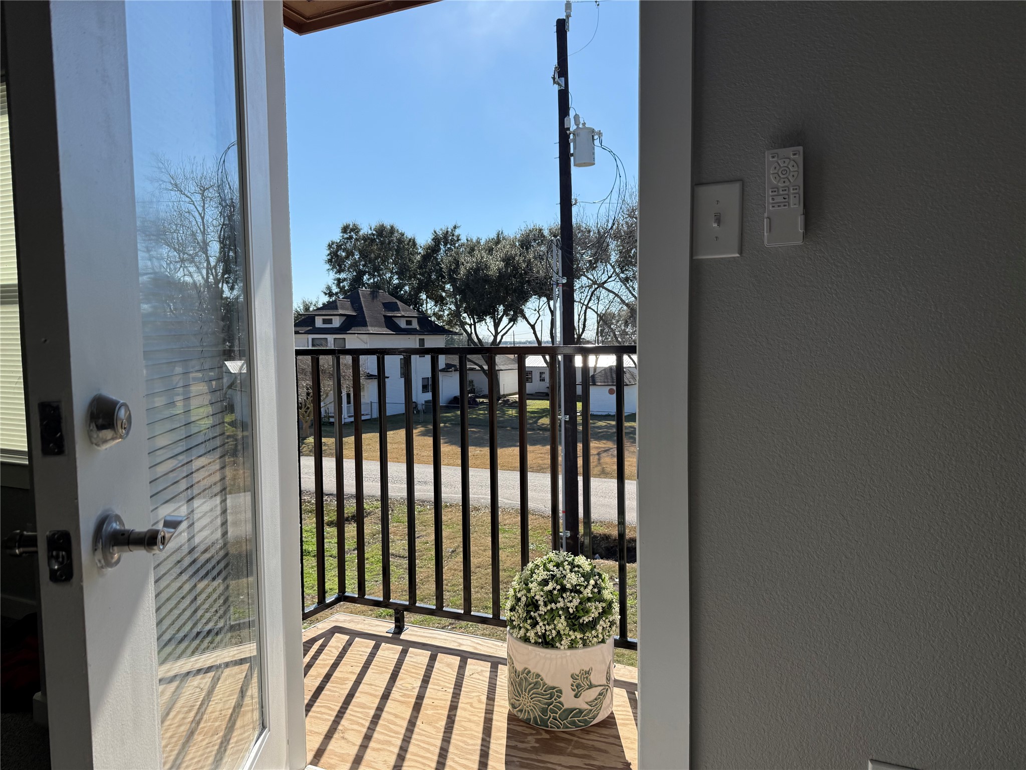 215 South 7th Street Beasley, TX 77417 - Photo 14 of 16 a view of a balcony