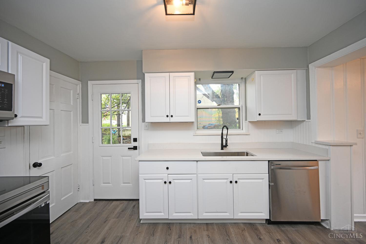 4586 Delhi Road Cincinnati, OH 45238 - Photo 24 of 72 Gallery Image 24