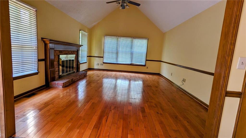 1810 Rockside Lane Southwest Snellville, GA 30078 - Photo 3 of 34 Gallery Image 3