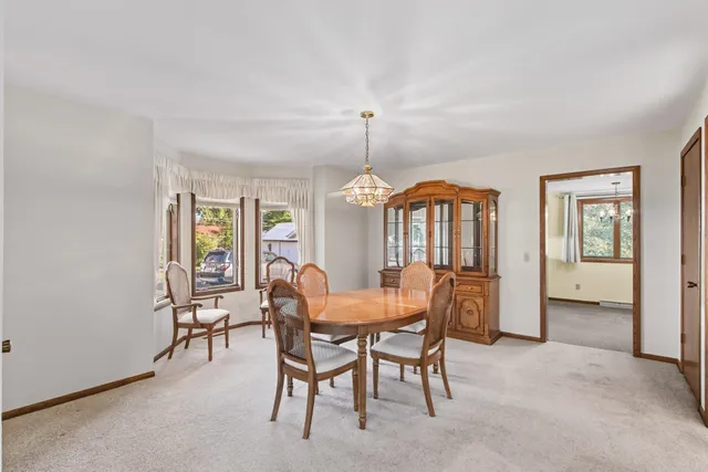 $369,900 | 118 Main Street, Arlington, WI 53911