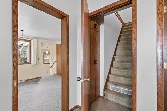 $369,900 | 118 Main Street, Arlington, WI 53911