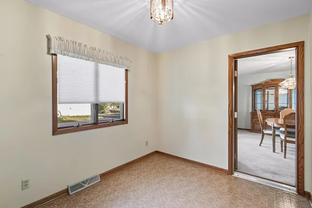 $369,900 | 118 Main Street, Arlington, WI 53911