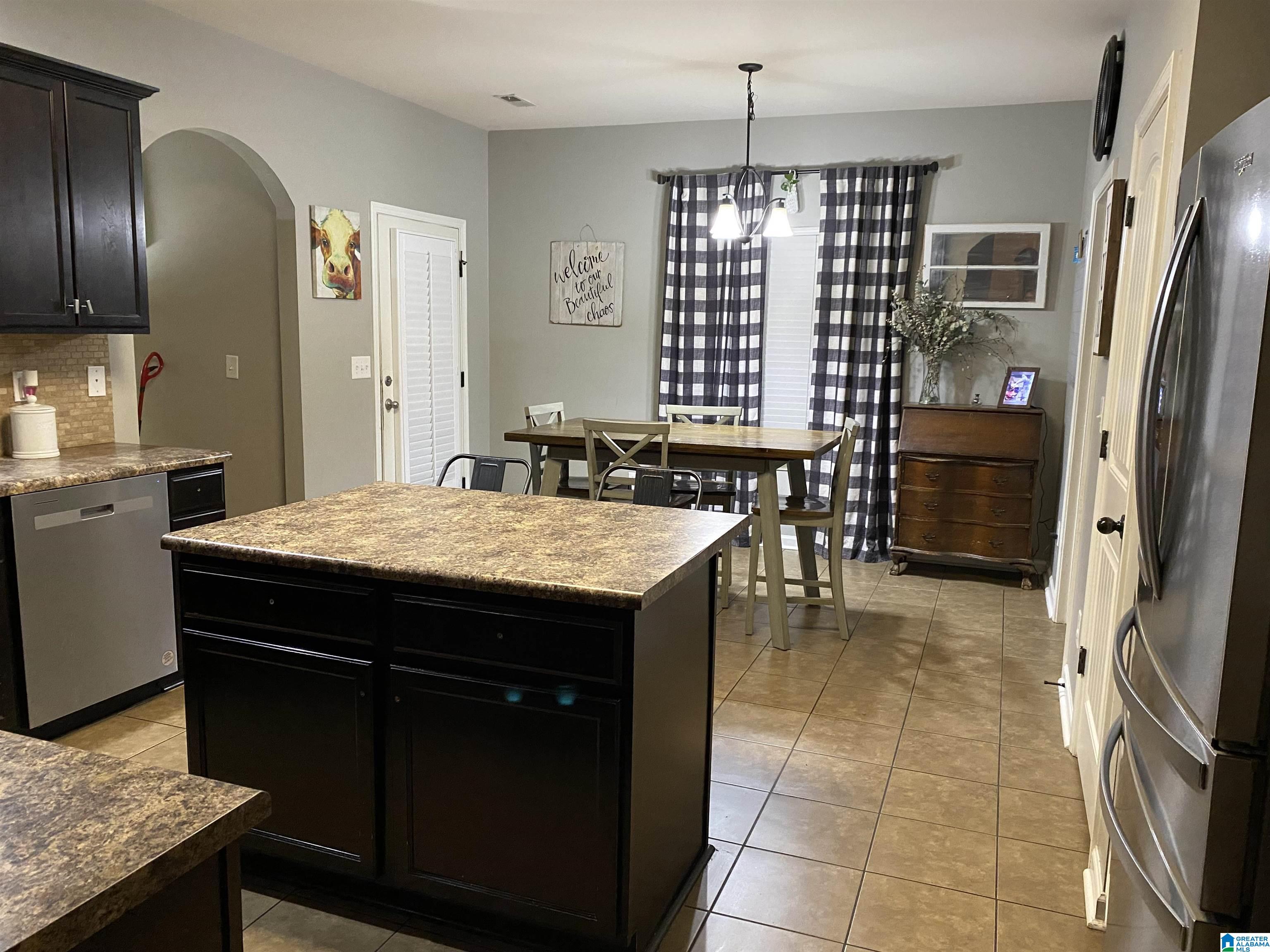 313 Addison Drive Calera, AL 35040 - Photo 8 of 25