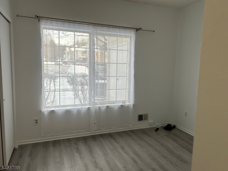 65 Wentworth Road Bedminster, NJ 07921 - Photo 15 of 18