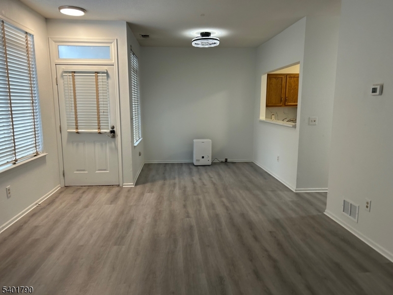 65 Wentworth Road Bedminster, NJ 07921 - Photo 5 of 18