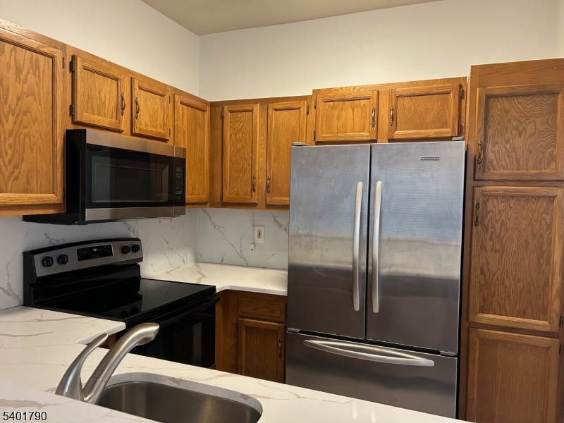 65 Wentworth Road Bedminster, NJ 07921 - Photo 6 of 18