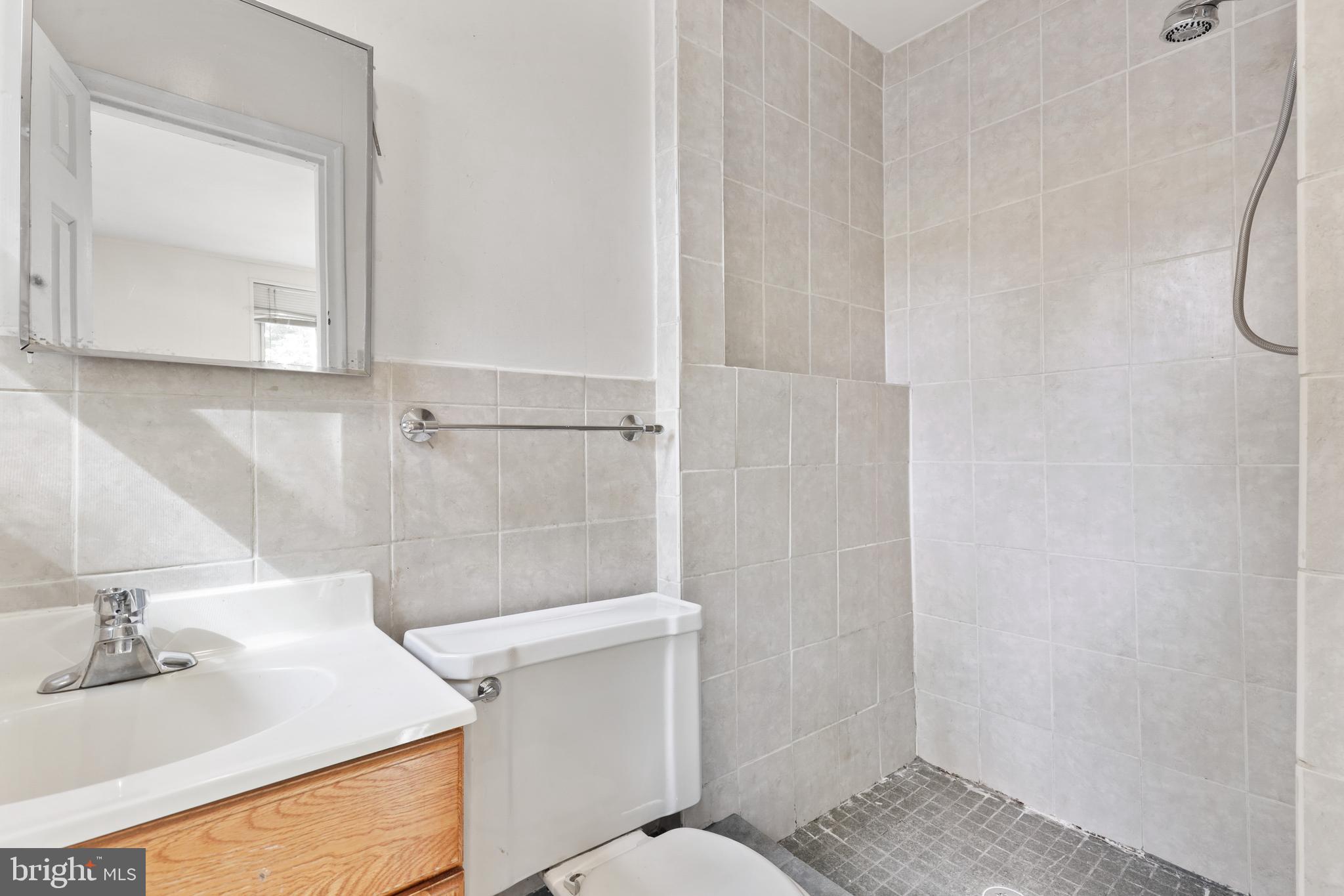 8008 Valley Street Silver Spring, MD 20910 - Photo 16 of 37 Primary Bath Room