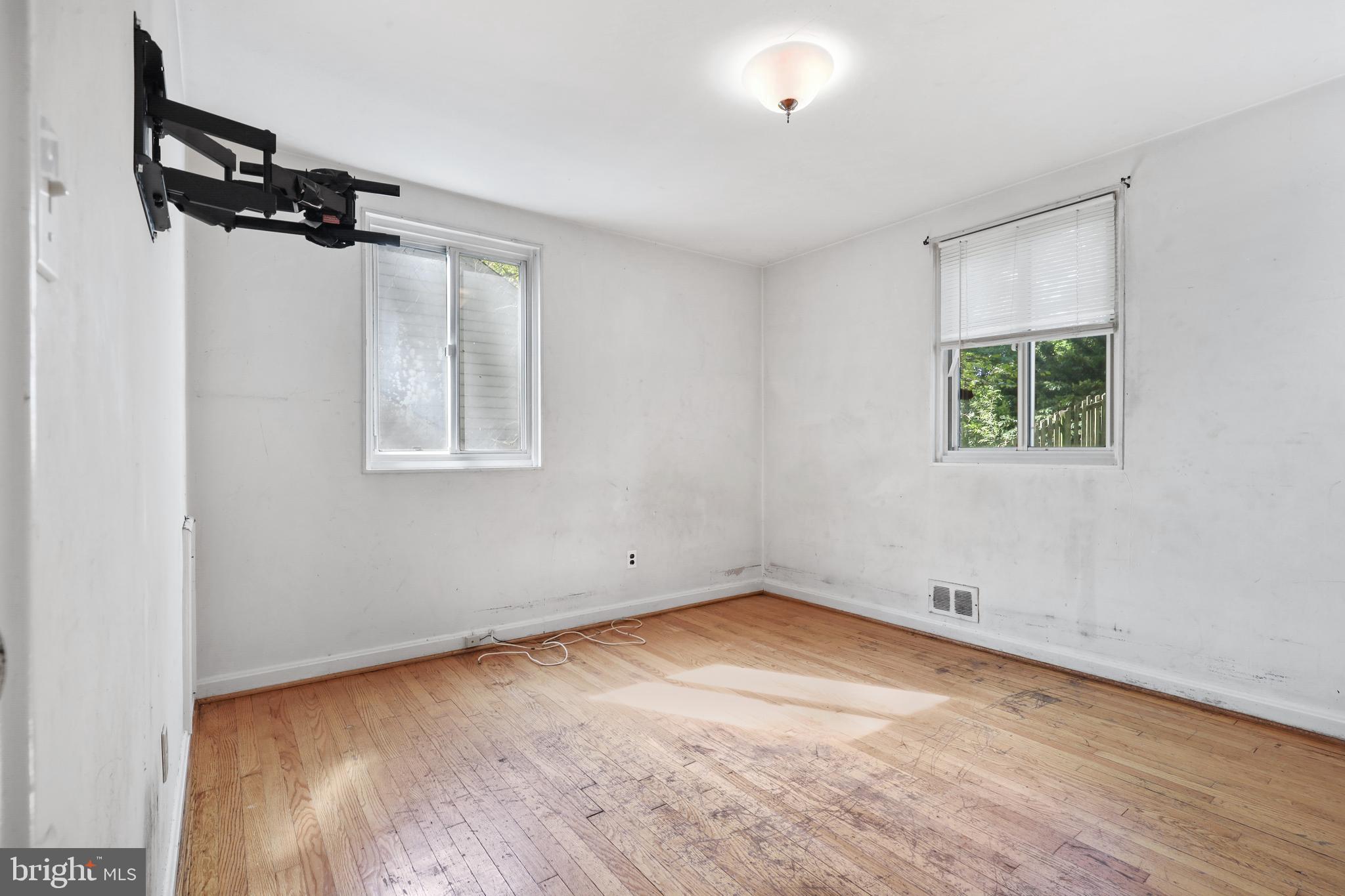 8008 Valley Street Silver Spring, MD 20910 - Photo 17 of 37 Bedroom #2