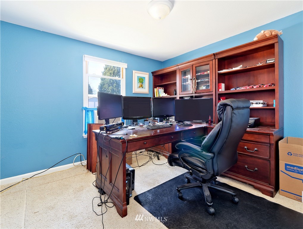 21231 3rd Avenue West Bothell, WA 98021 - Photo 16 of 25
