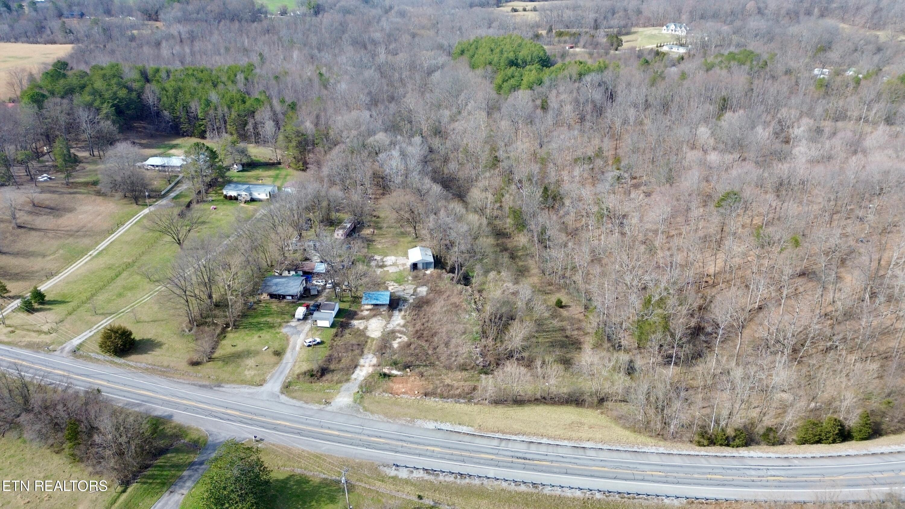 3322 Viola Road McMinnville, TN 37110 - Photo 5 of 11 40EC0221-02A7-4BD2-B0E7-65D119B7A605_1_2