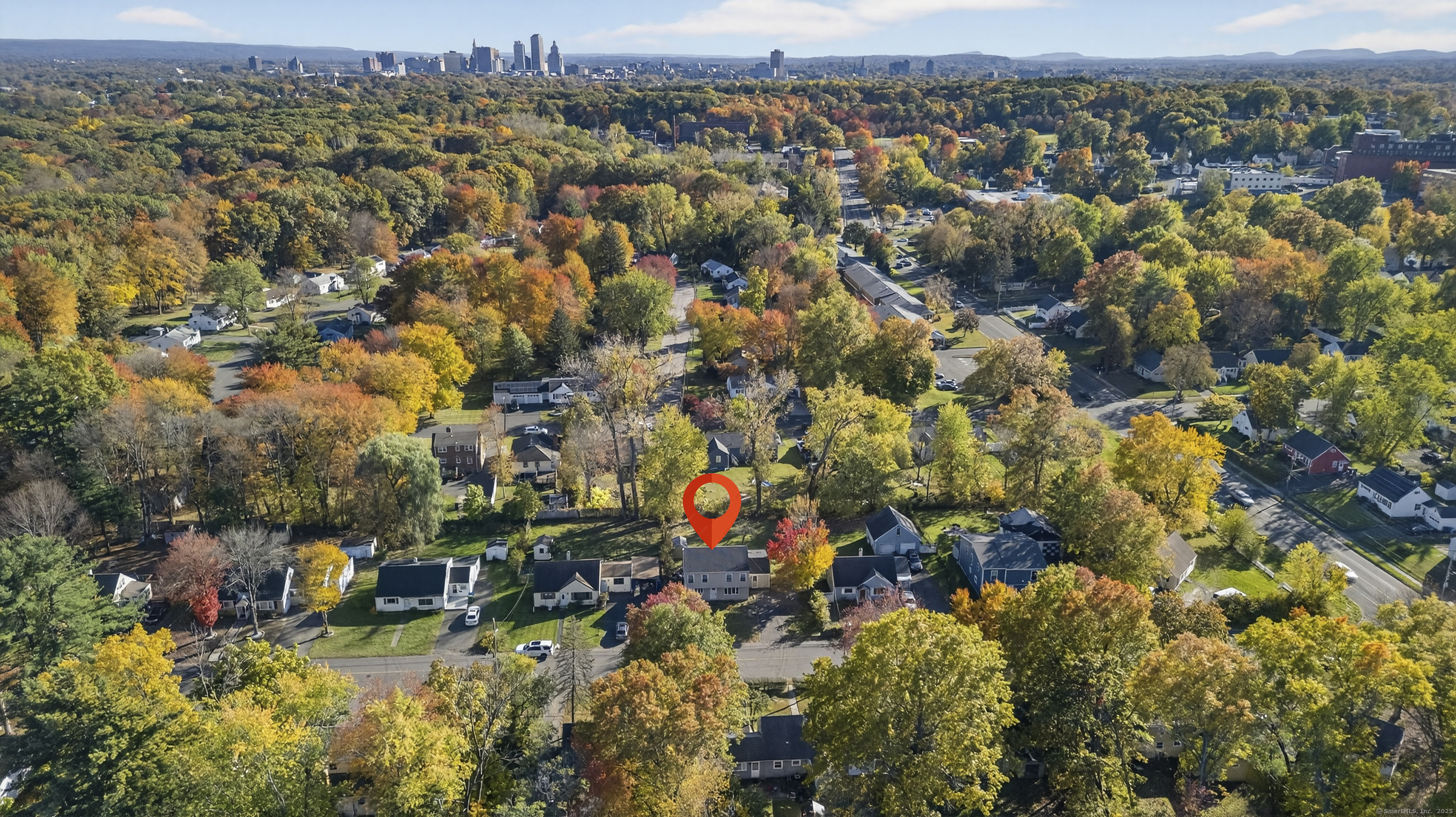 97 Boothbay Street Bloomfield, CT 06002 - Photo 4 of 34