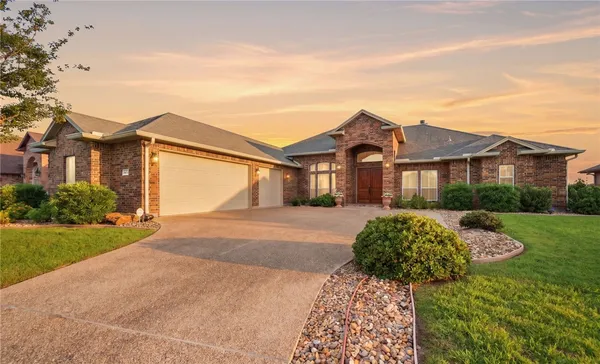 $635,000 | 6410 Coronation Drive, Corpus Christi, TX 78414