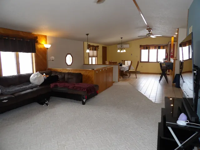 $299,000 | 2255 Selmser Avenue, Cloquet, MN 55720