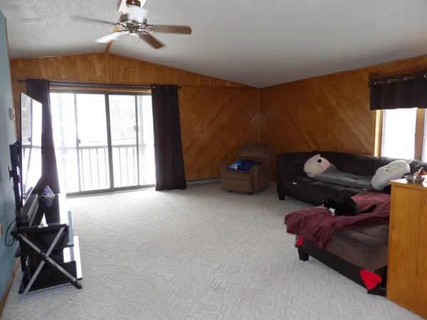 $285,000 | 2255 Selmser Avenue, Cloquet, MN 55720