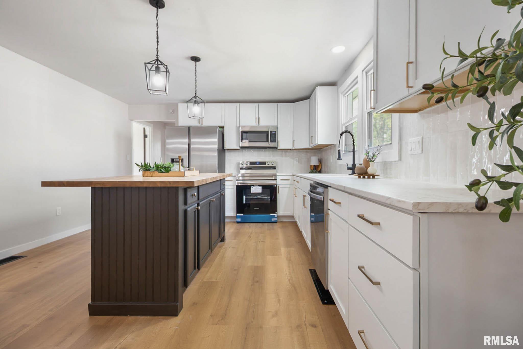 503 West Reed Street Benton, IL 62812 - Photo 12 of 28