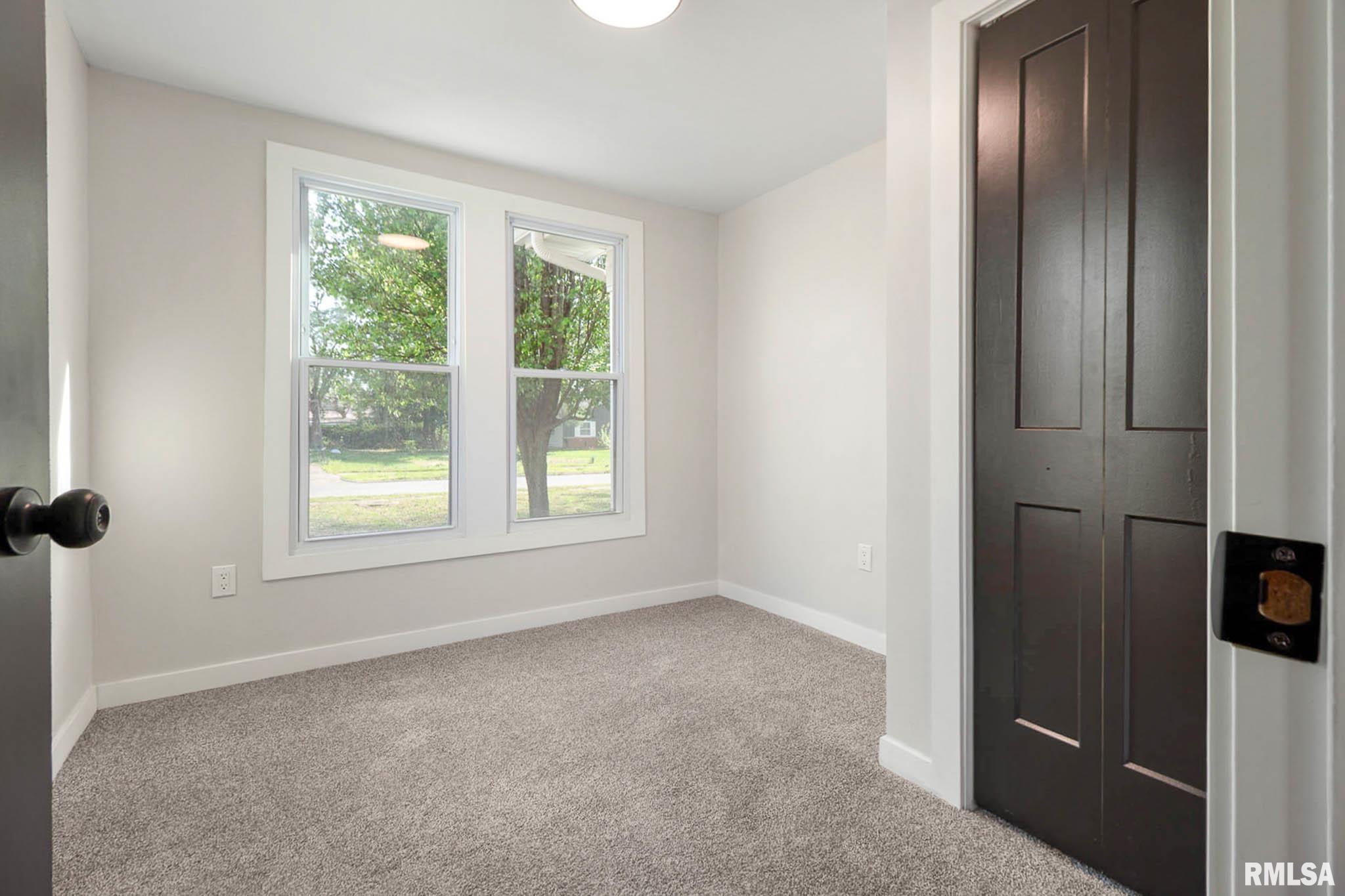 503 West Reed Street Benton, IL 62812 - Photo 22 of 27