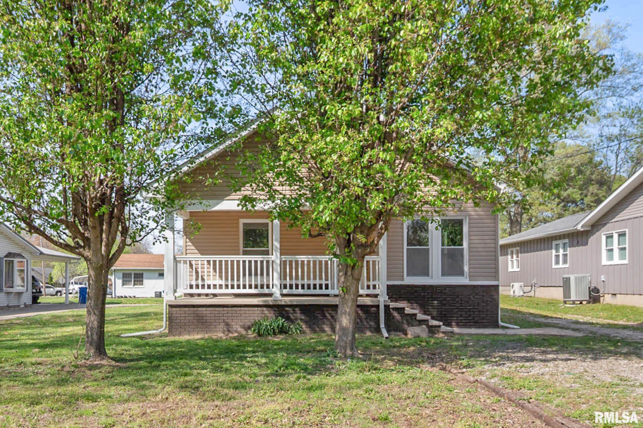 503 West Reed Street Benton, IL 62812 - Photo 3 of 28