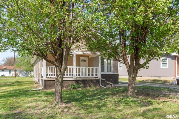 $190,000 | 503 West Reed Street, Benton, IL 62812