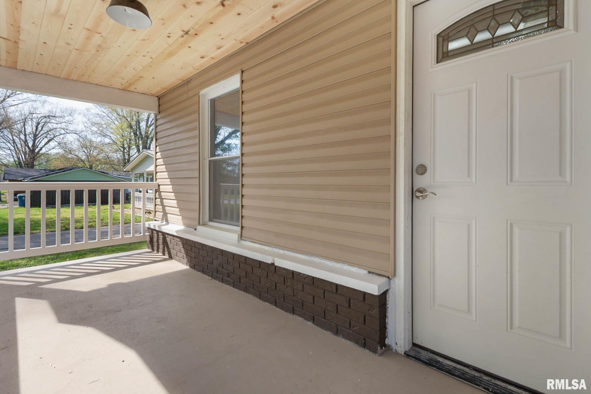 503 West Reed Street Benton, IL 62812 - Photo 5 of 28