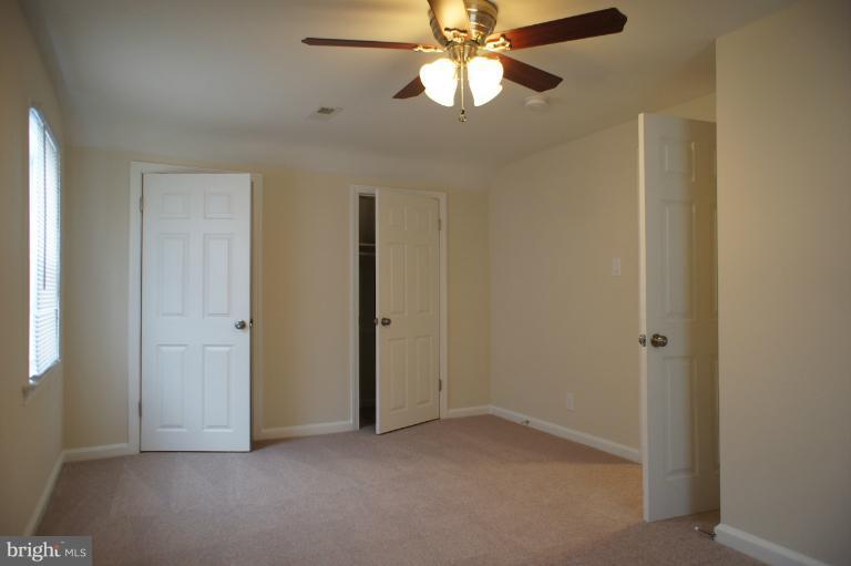 109 West Cameron Road Falls Church, VA 22046 - Photo 6 of 19 Interior (General)