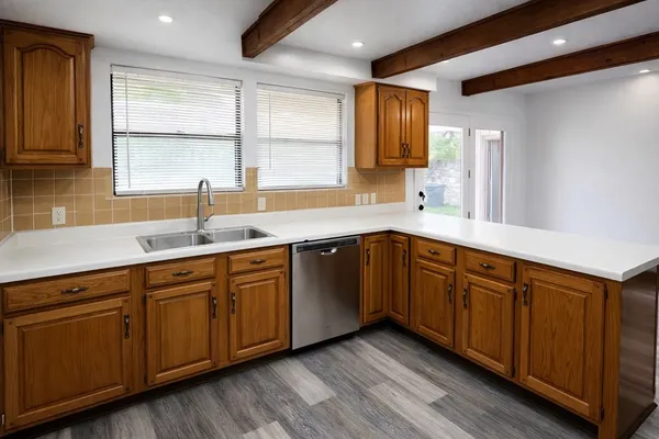 $2,400 | 2416 Birkdale Lane, Kerrville, TX 78028