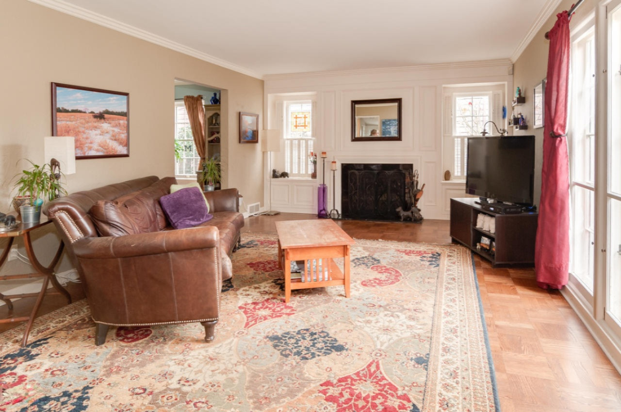 2317 Tipperary Road Kalamazoo, MI 49008 - Photo 3 of 30 Tipperary-1