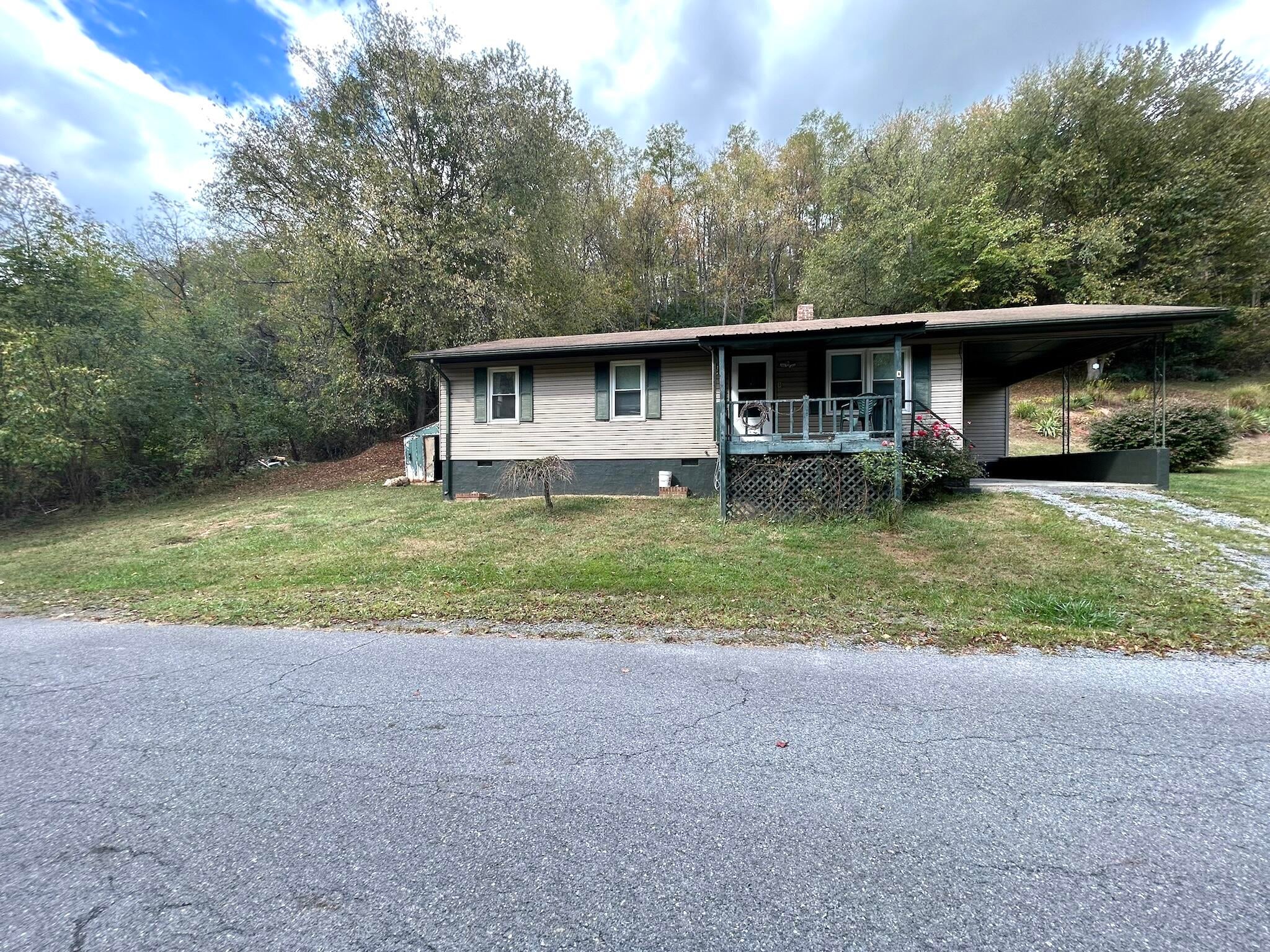 145 Cades Field Road Union, WV 24983 - Photo 42 of 49 Gallery Image 42