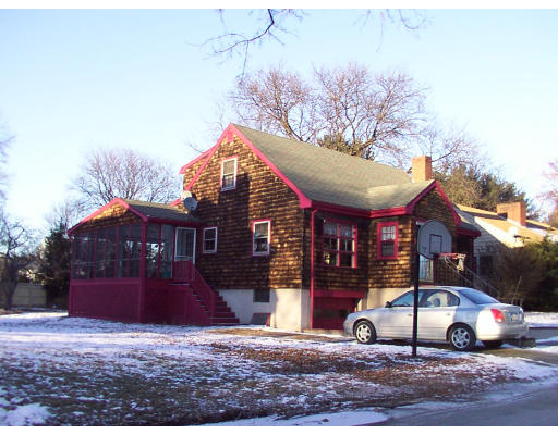 85 Hoitt Road Belmont, MA 02478 - Photo 1 of 4 Gallery Image 1