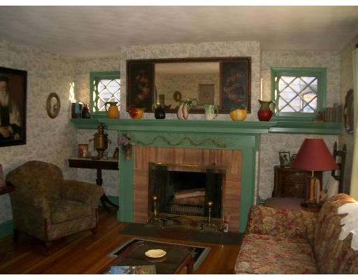 85 Hoitt Road Belmont, MA 02478 - Photo 4 of 4 Gallery Image 4
