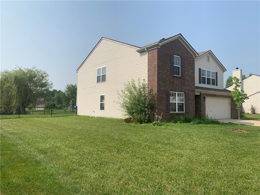 657 Hanover Road Brownsburg, IN 46112 - Photo 4 of 45