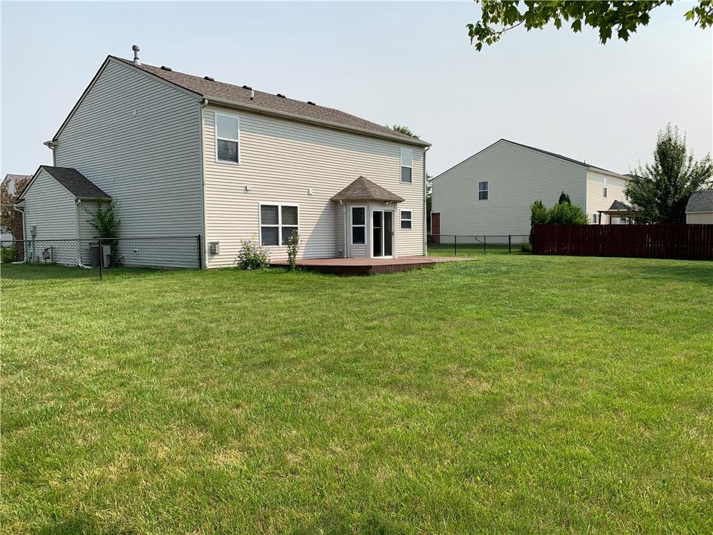 657 Hanover Road Brownsburg, IN 46112 - Photo 5 of 45