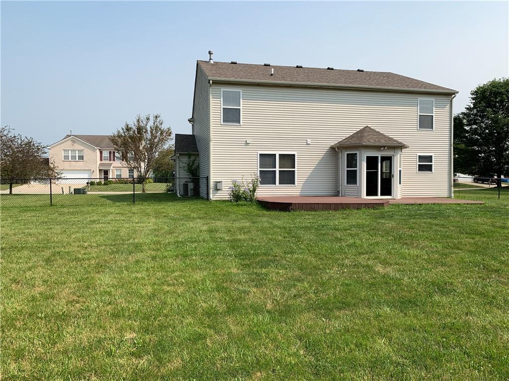 657 Hanover Road Brownsburg, IN 46112 - Photo 6 of 45
