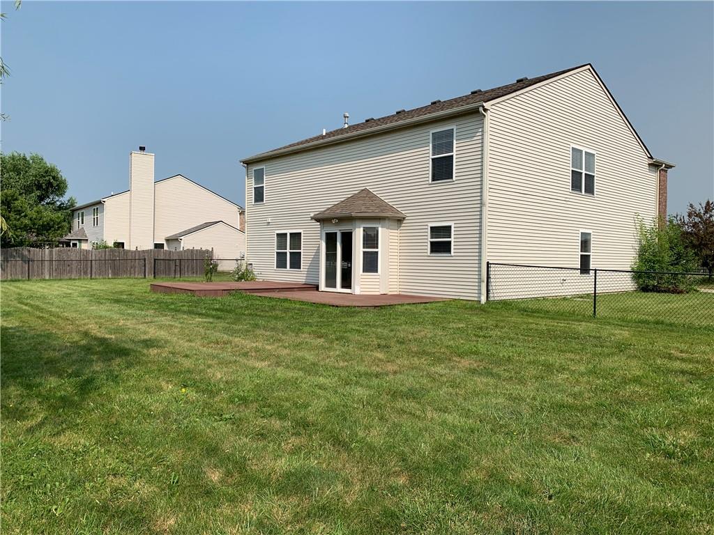 657 Hanover Road Brownsburg, IN 46112 - Photo 7 of 45