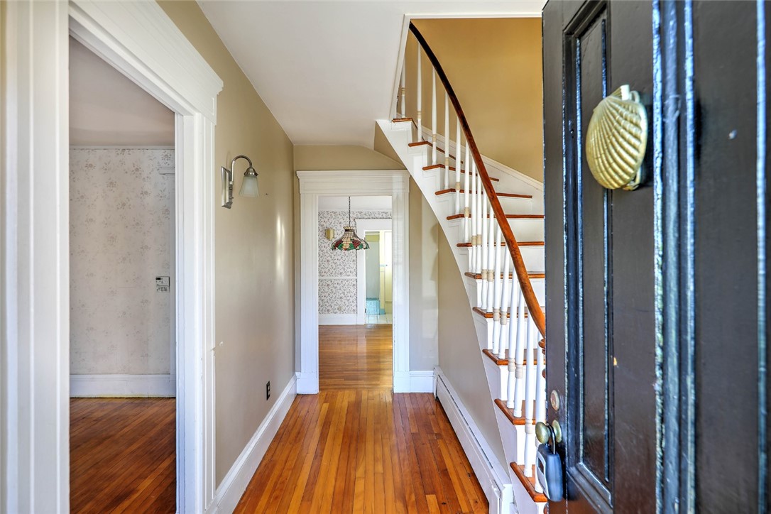 6 Central Street Bristol, RI 02809 - Photo 11 of 37