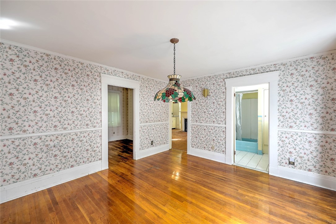 6 Central Street Bristol, RI 02809 - Photo 20 of 37